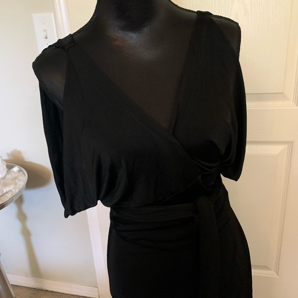 Diane vonFurstenberg Black Wrap Dress - Picture 2 of 10